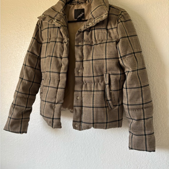collectionb new york Jackets & Blazers - Collectionb New York Girls Tan Plaid Puffer Jacket Size XS
